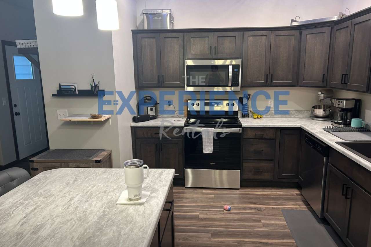 Modern Townhome on the Southside of Sioux Falls!