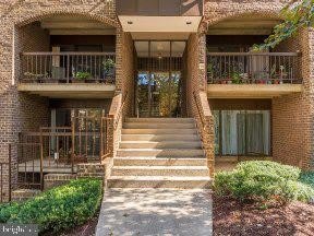 11232 CHESTNUT GROVE Square unit: 20