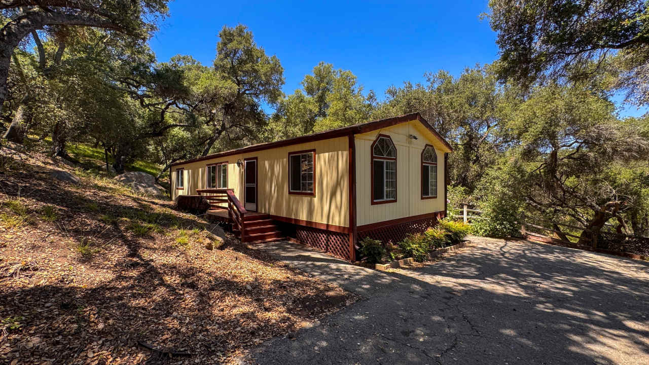 300 S Topanga Canyon Blvd