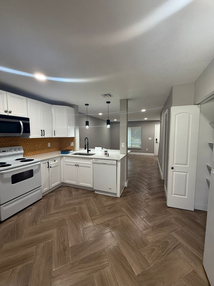 Charming Two-Story Townhome in Winter Springs - MOSS COVE TOWNHOMES