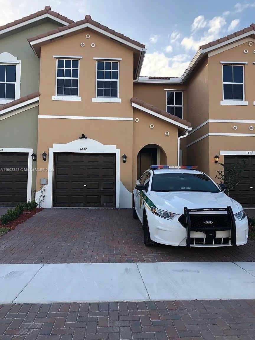 1442 SE 23rd Ter