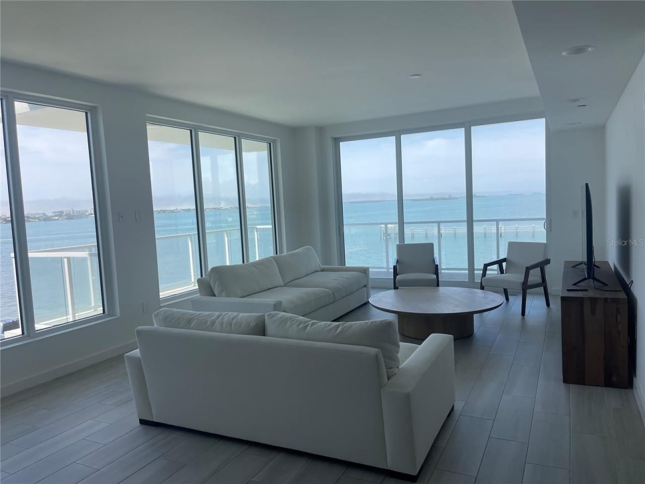 920 N OSCEOLA AVENUE