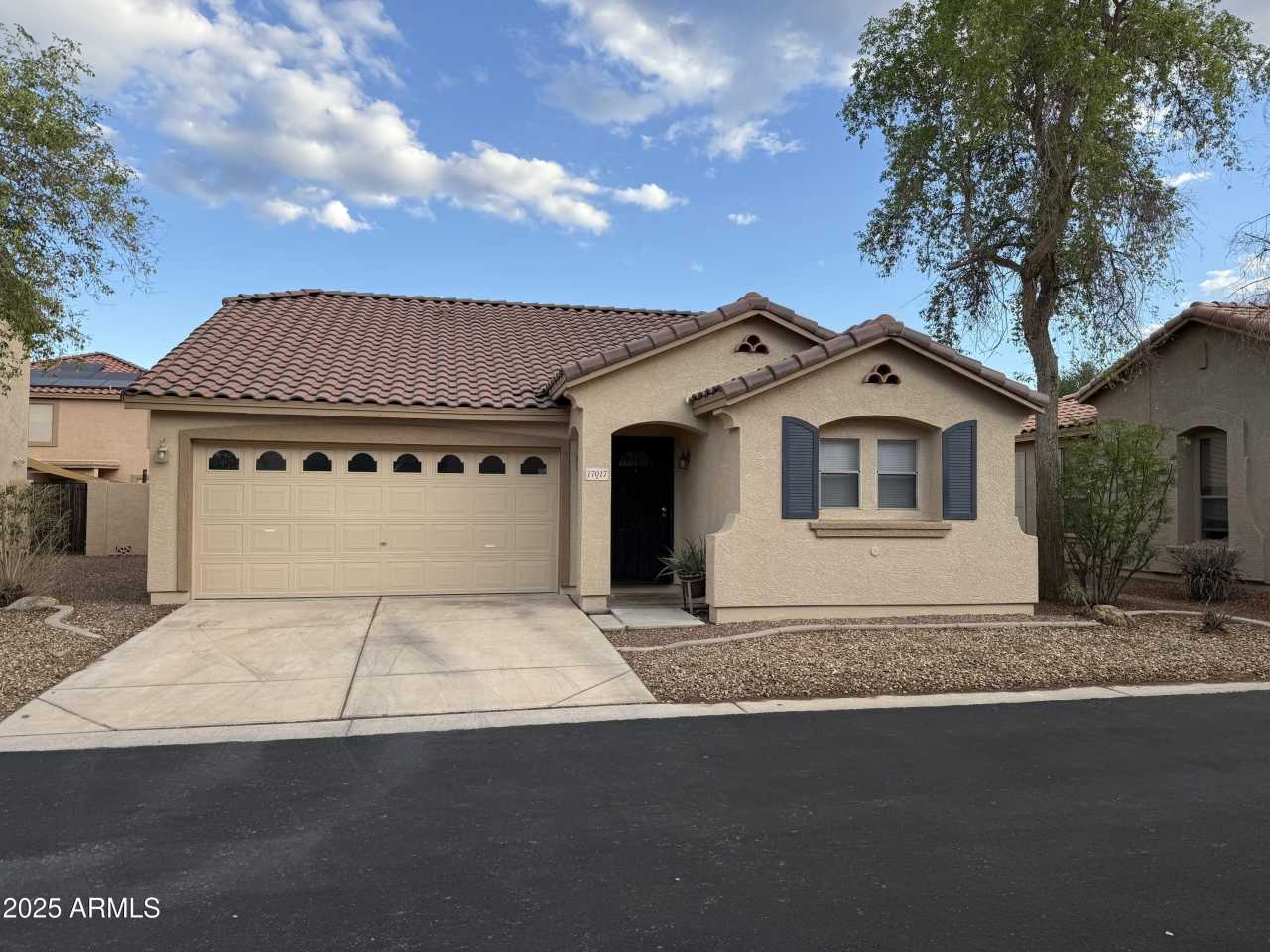 17017 W RIMROCK Street