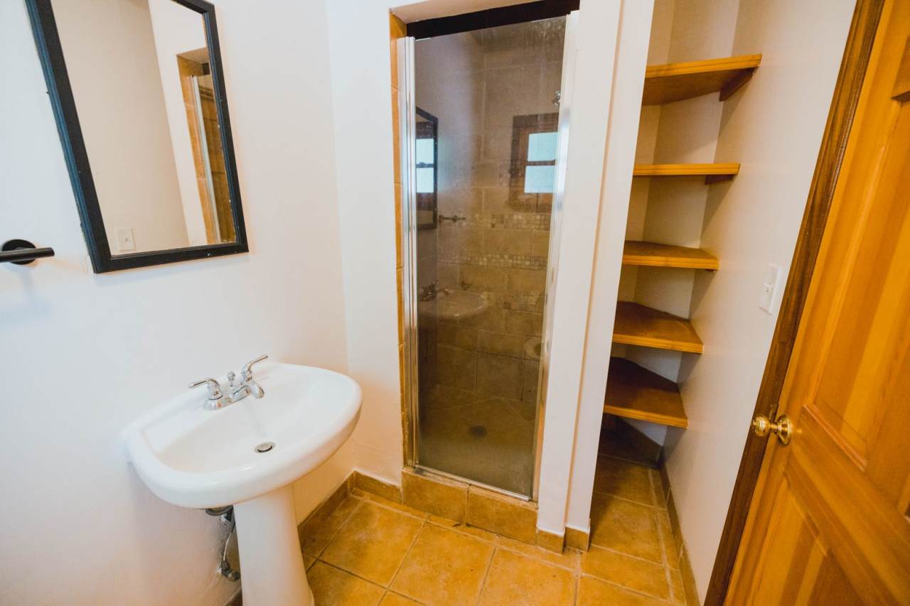 RARE English Country Home Available in the heart of Pasadena!!! Price Reduced!