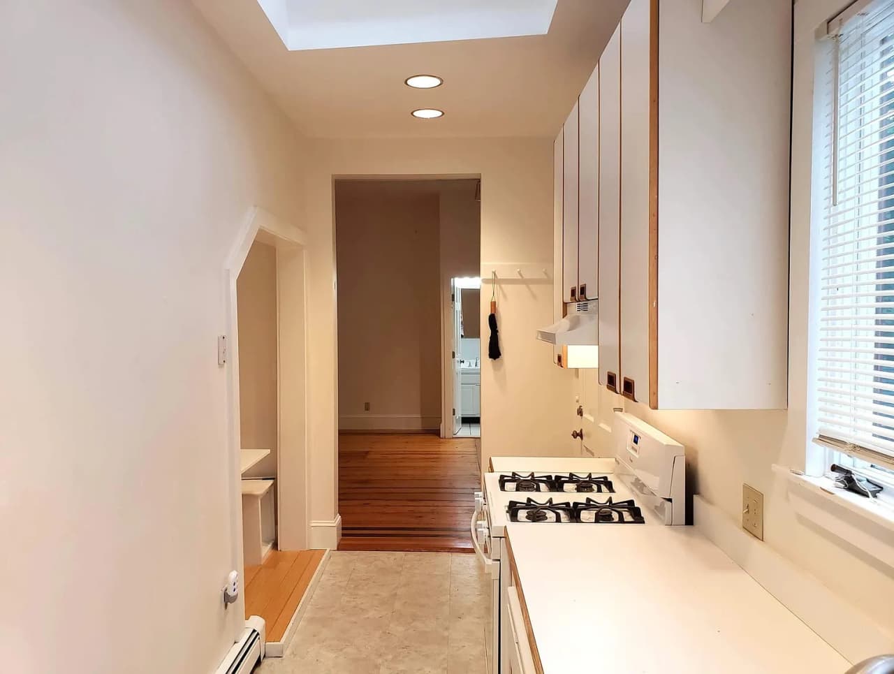 352 Harvard St Apt 1