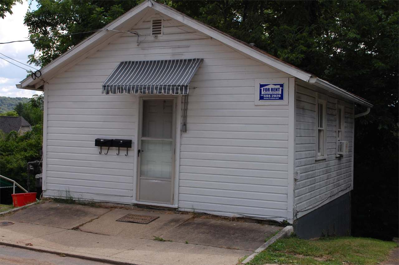 118 Franklin Ave - Unit A