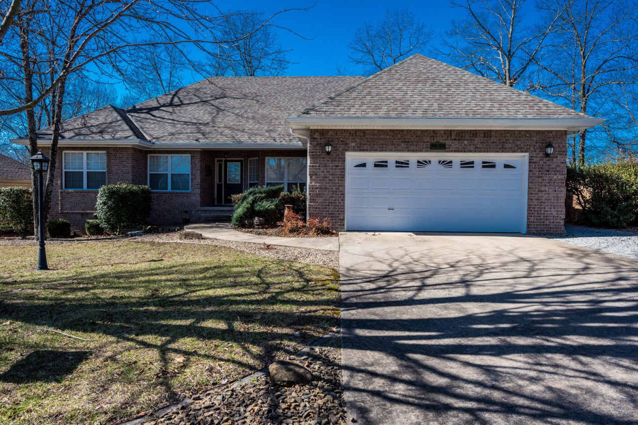 Great 3 Bedroom close to biking, hiking trails!