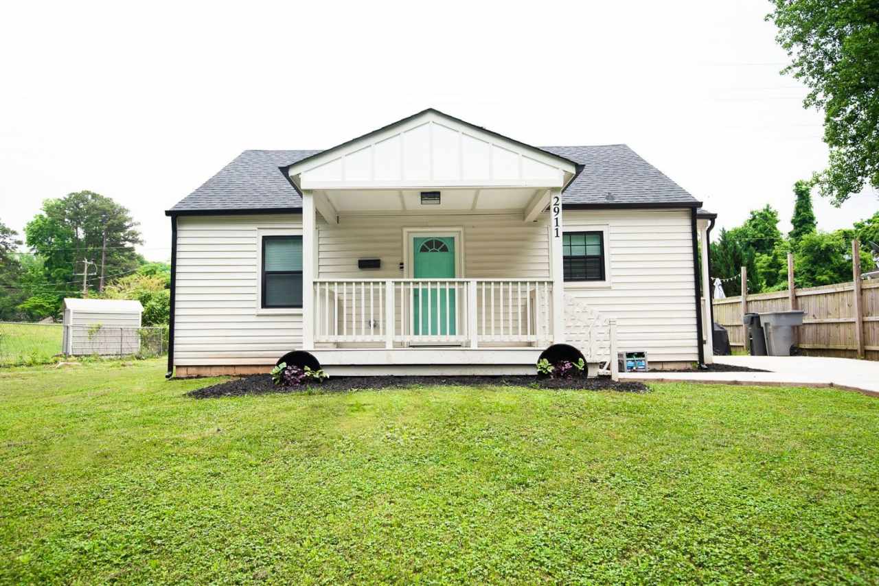 Fully Furnished Home in Revolution Park