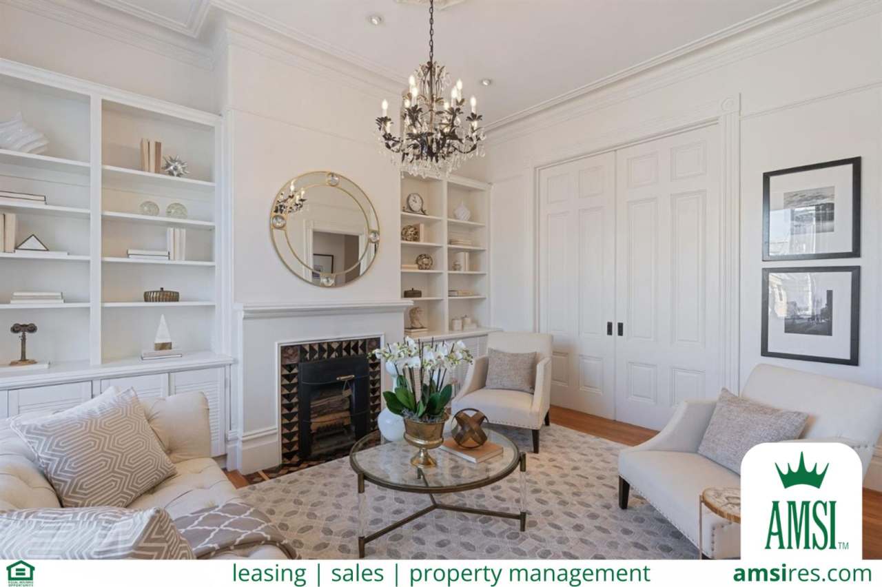 NEW! Stunning Pacific Heights Top-Floor Condo in Amazing Location w/ Parking – AMSI