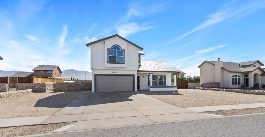 6228 BRILLO LUNA Street