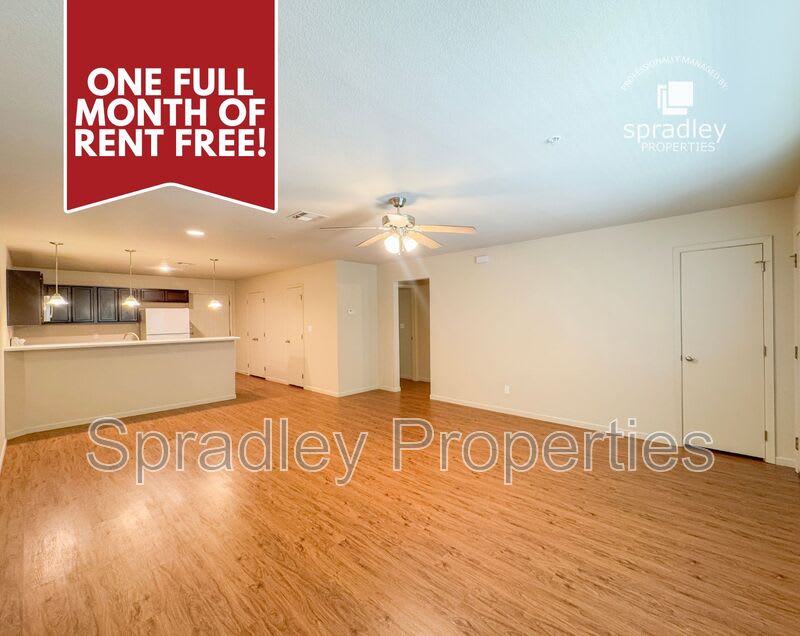 255 E 5th Ave, Apt 122