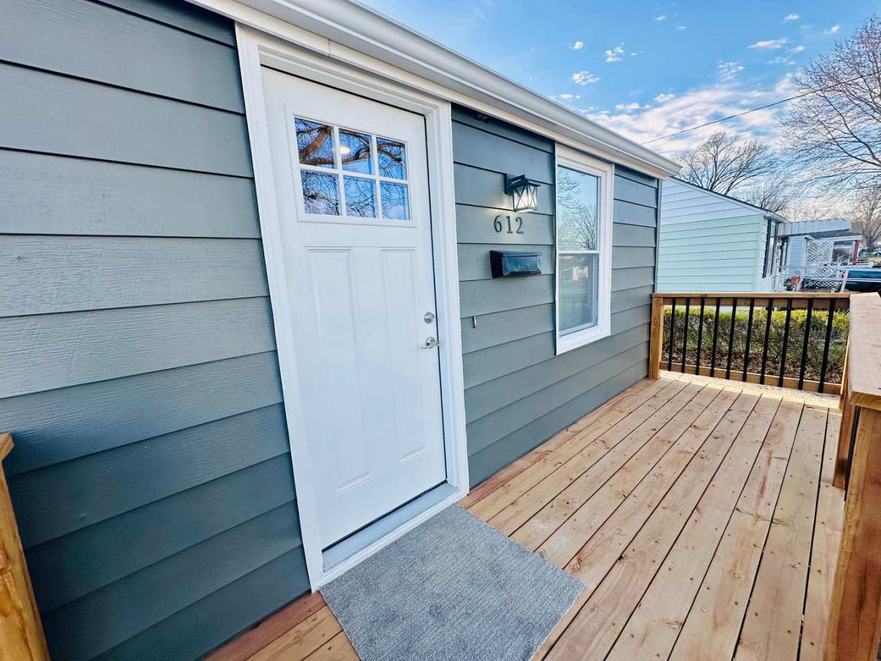 {612} Fully Remodeled Ranch in Olathe + Original Hardwood Floors + Modern Kitchen + Updated Bathroom + One Car Garage