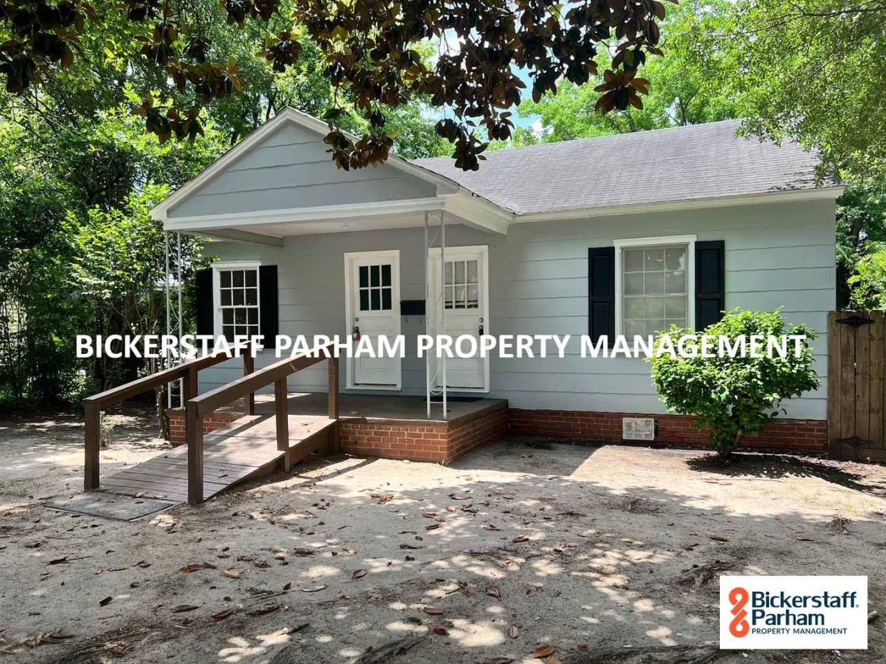 Great Family Home, Located off of Veterans Pkwy!!