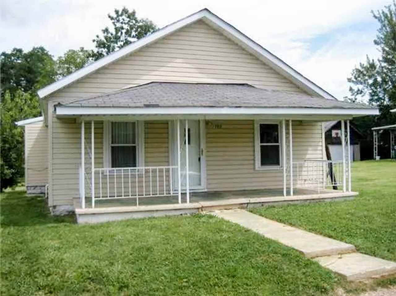 3 Bed 1 Bath with Central AIr