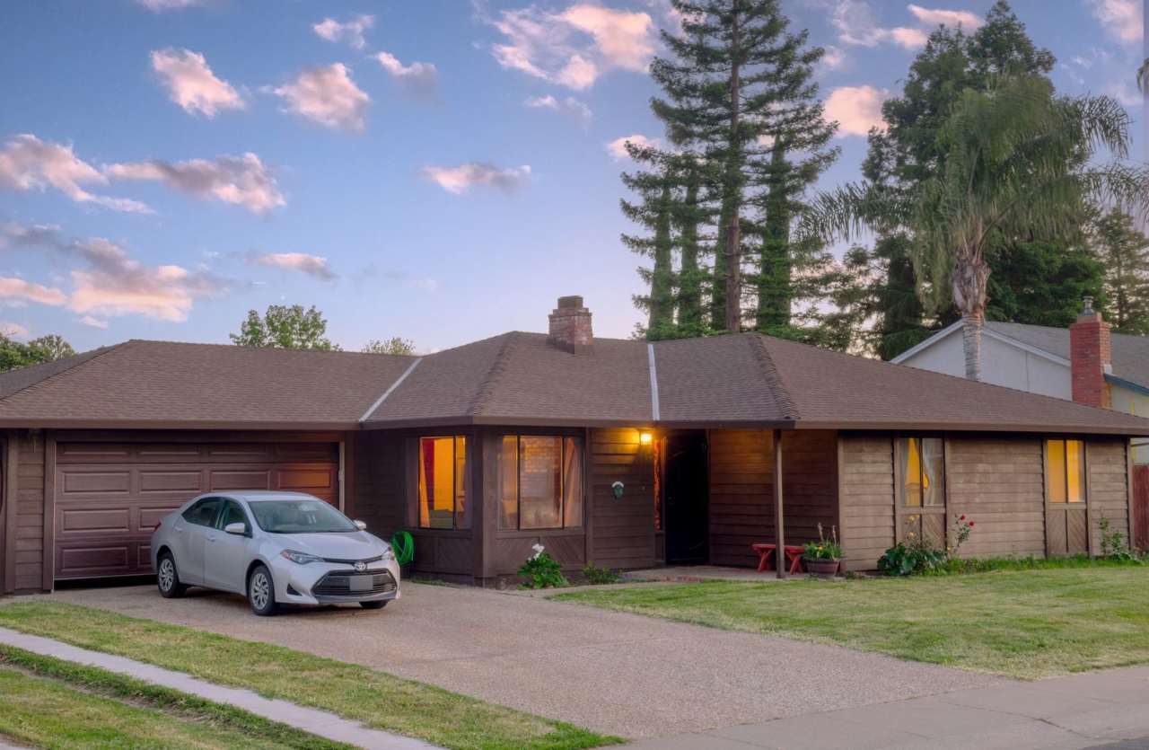 Coming Available 3 Bedroom