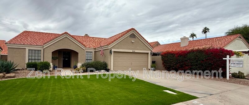 646 N Cobblestone St