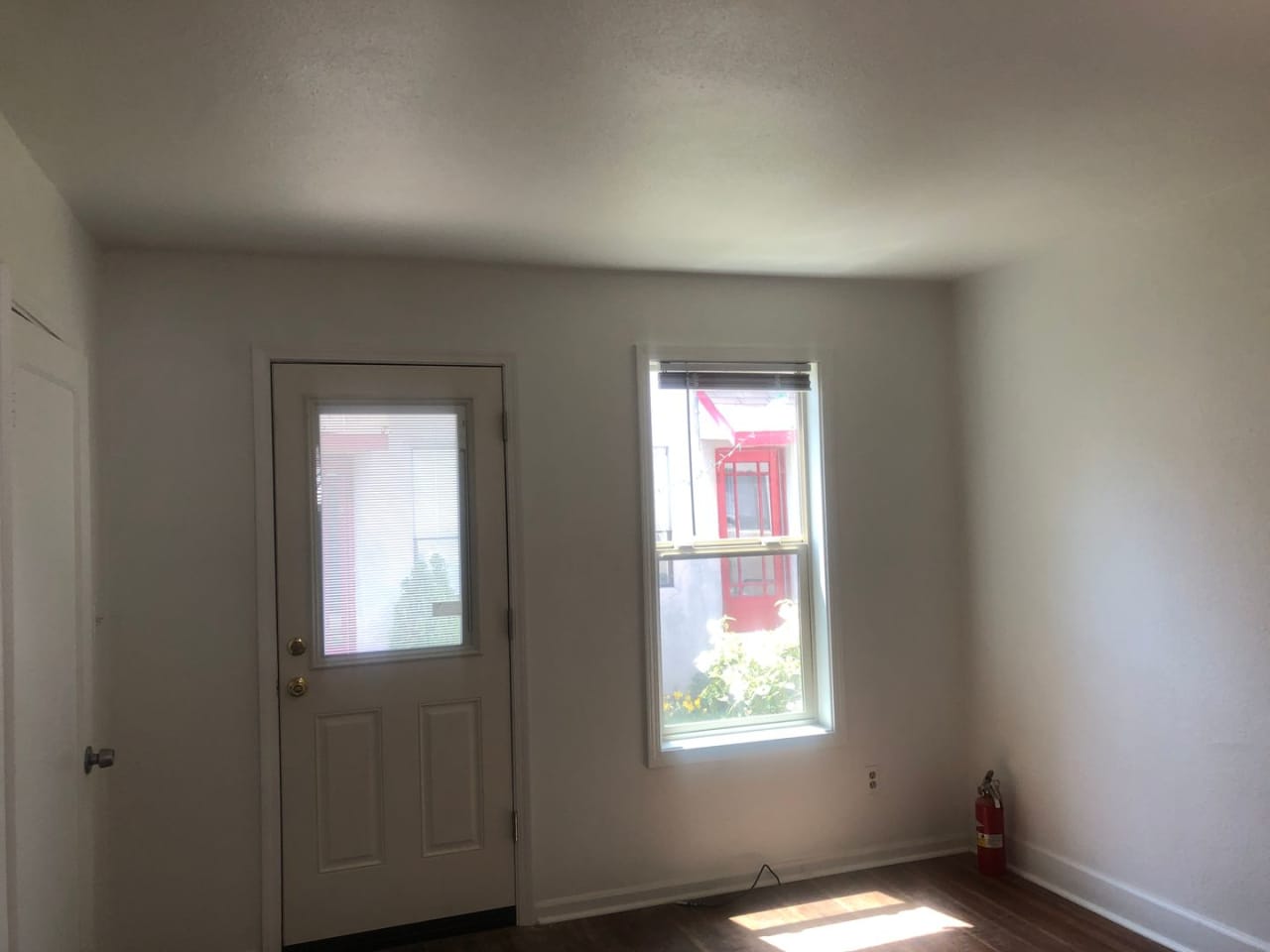 Lincoln Court Apartments