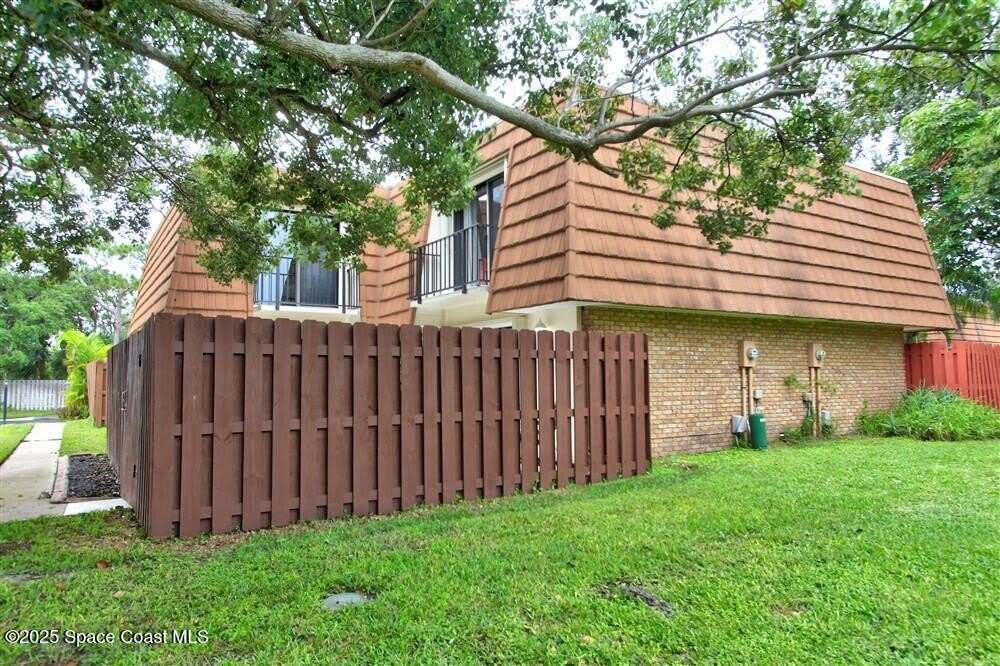 1717 Patty Circle NE