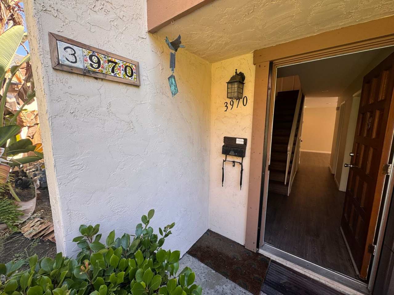 Spacious 4-Bedroom 2.5-Bathroom Townhome in Prime Clairemont Location