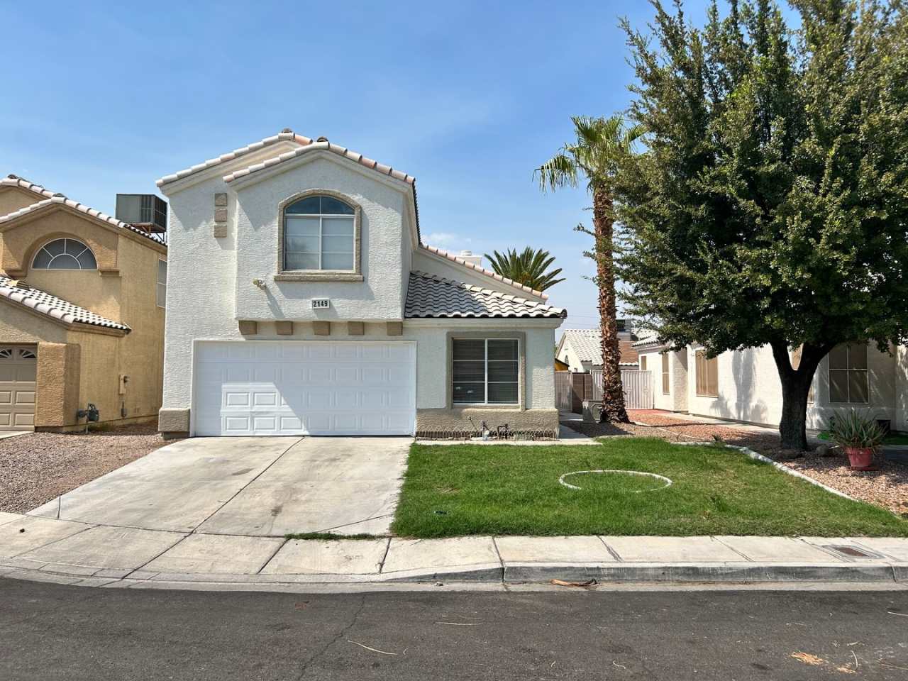 Gorgeous 4-bedroom home with a pool!