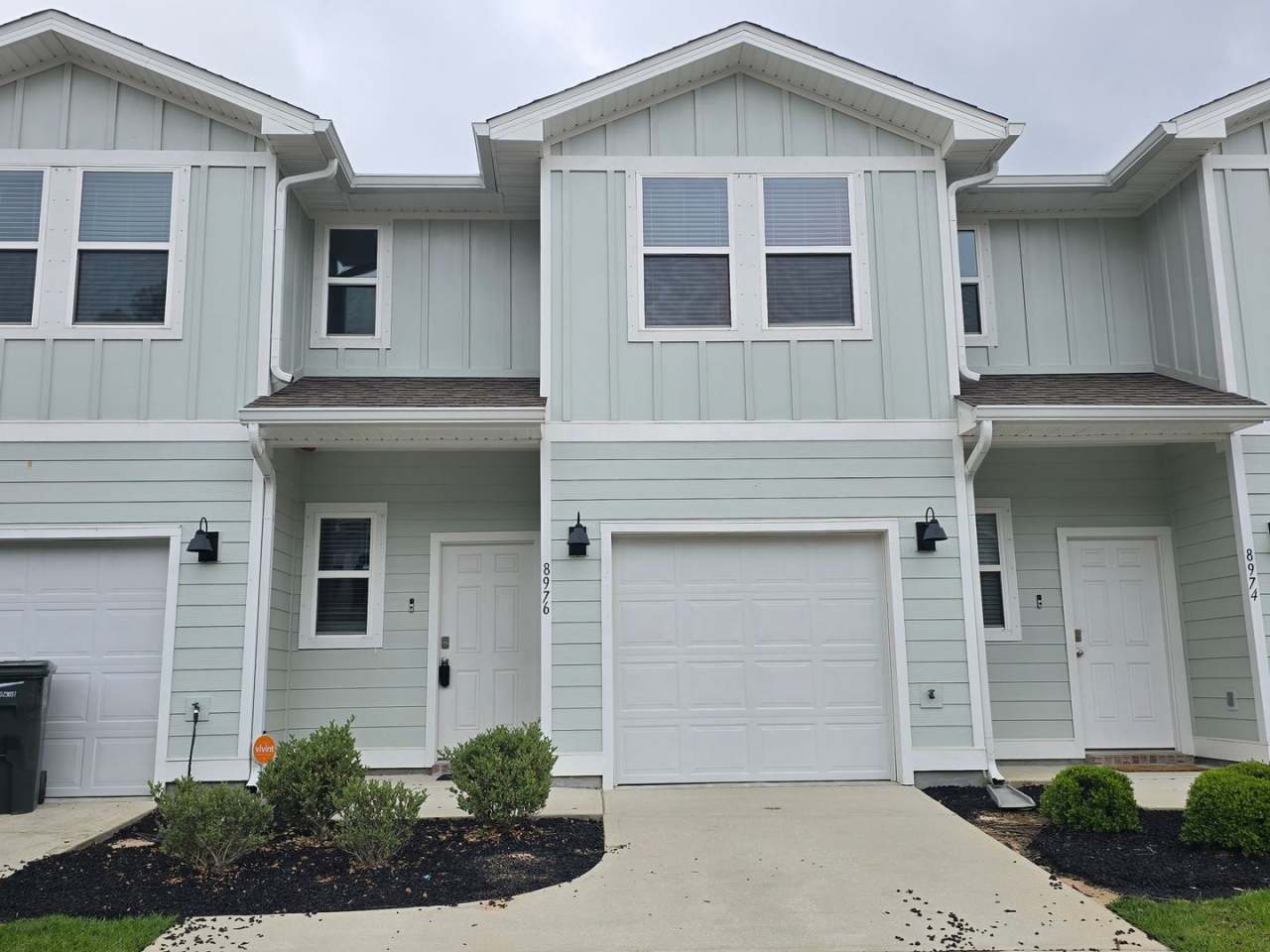 Stunning Townhome – Prime Pensacola Location