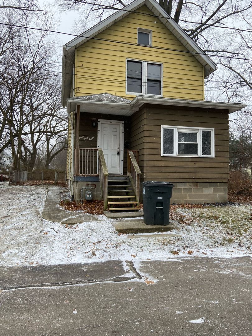 Affordable 2BR Single-Family Home Near Everything