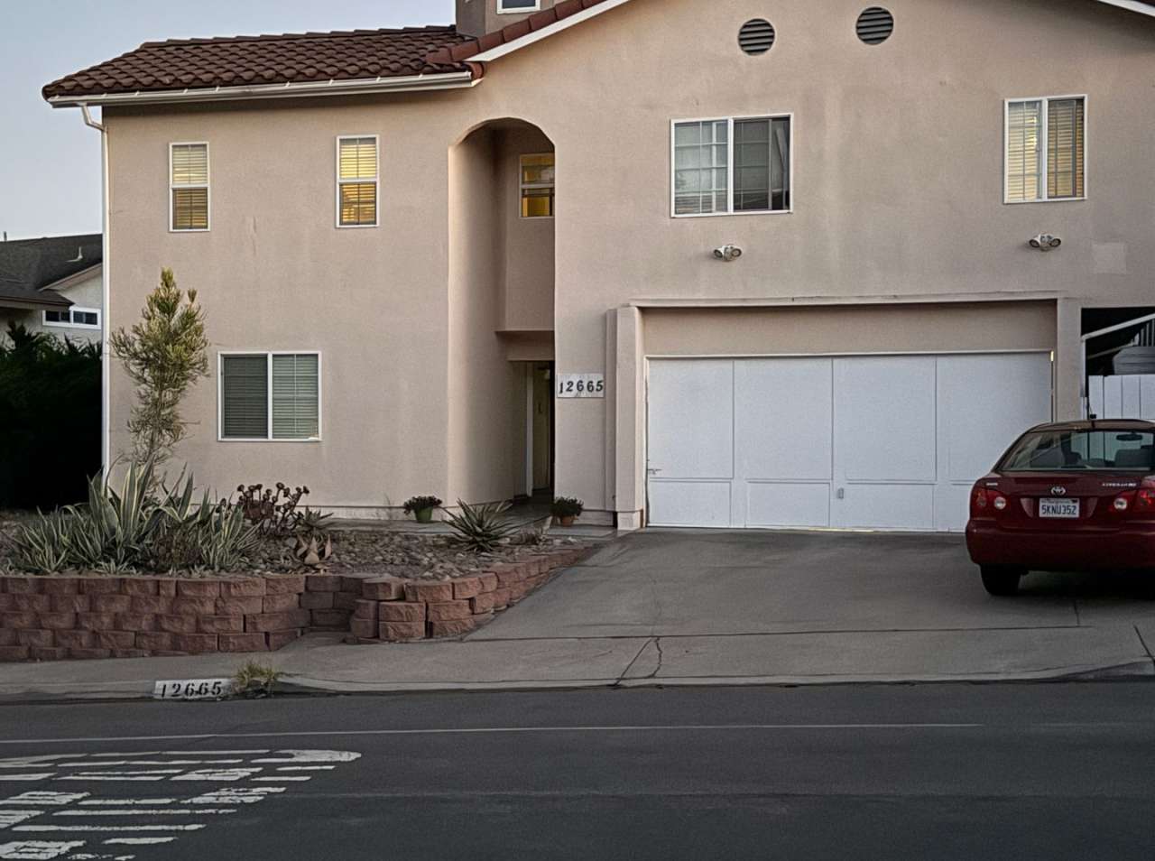 9 Rooms 6 Bedroom 4 baths Granite Kitchen Executive Home For $5990