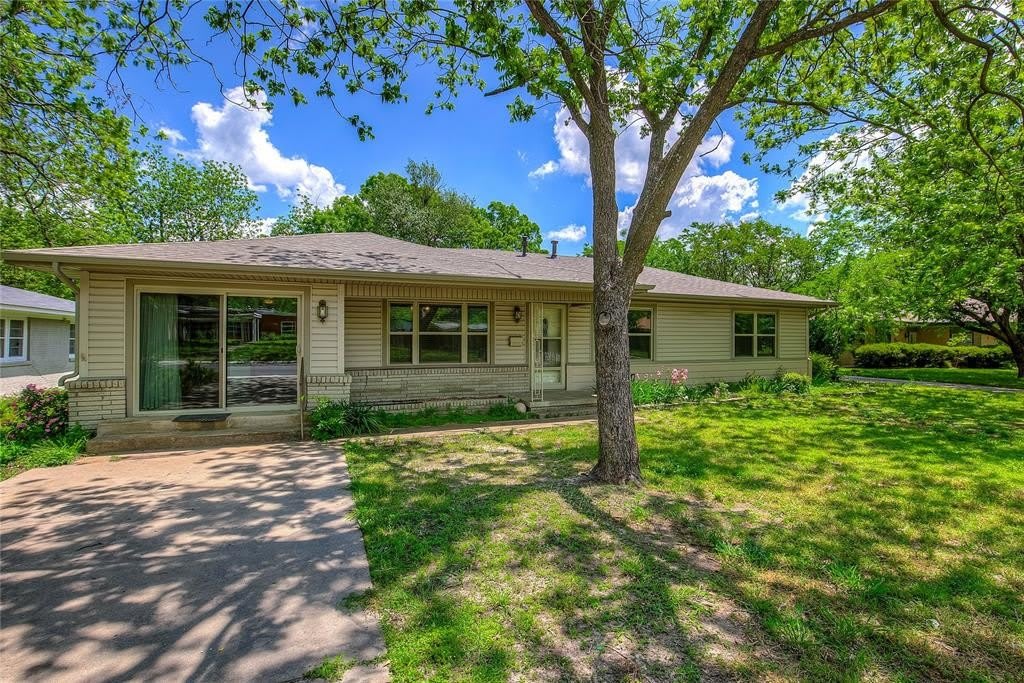 2506 Washington Street