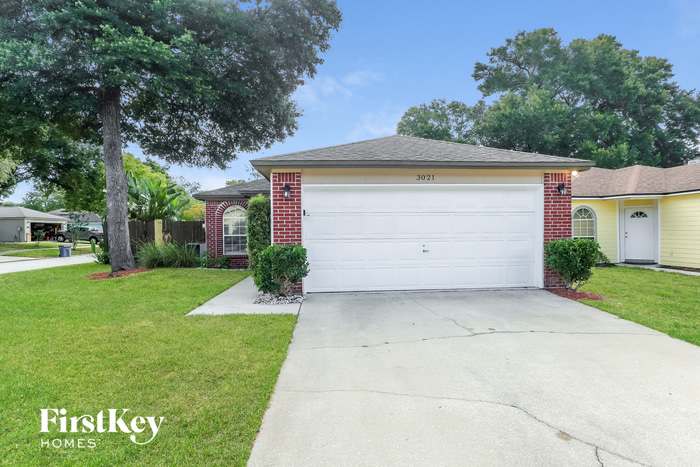3021 Caroline Crest Drive East