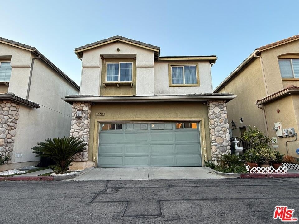 12719 Eagle Rock Way