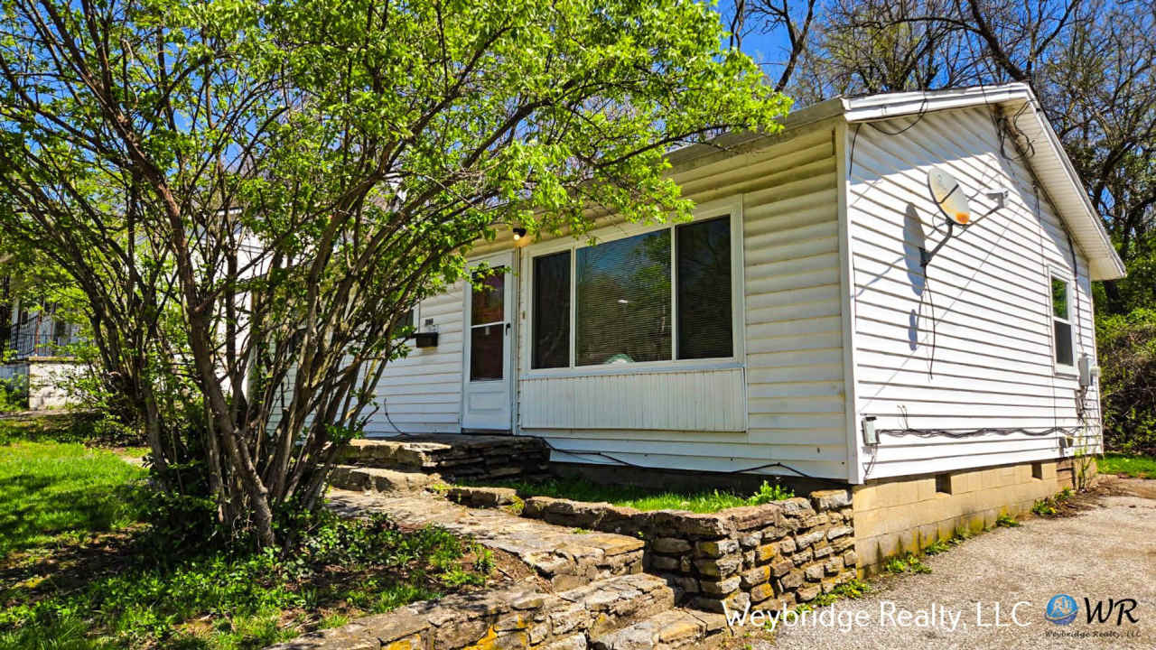 A Nice 3-Bed 1 Bath Ranch Style House in Northside!!!