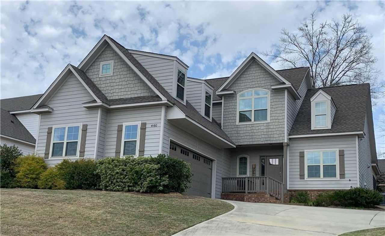 Beautiful Craftsman Style 2 Story Home in Parkerson`s Mill