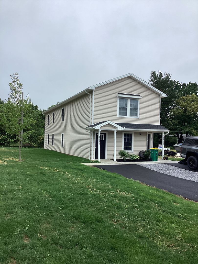 1792 Wilson Ave - 3BR/2Ba - $1450/mo