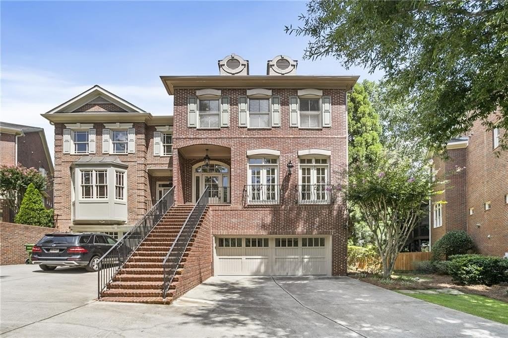 614 Timm Valley Road NE