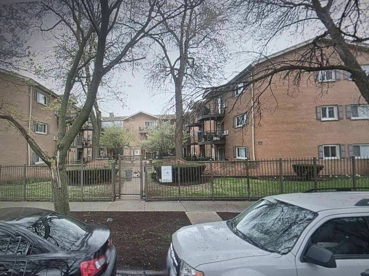 1534 W Farwell Avenue