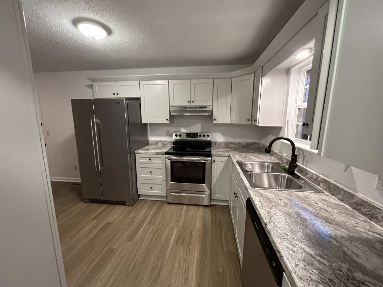 2910 Alto Vista Street