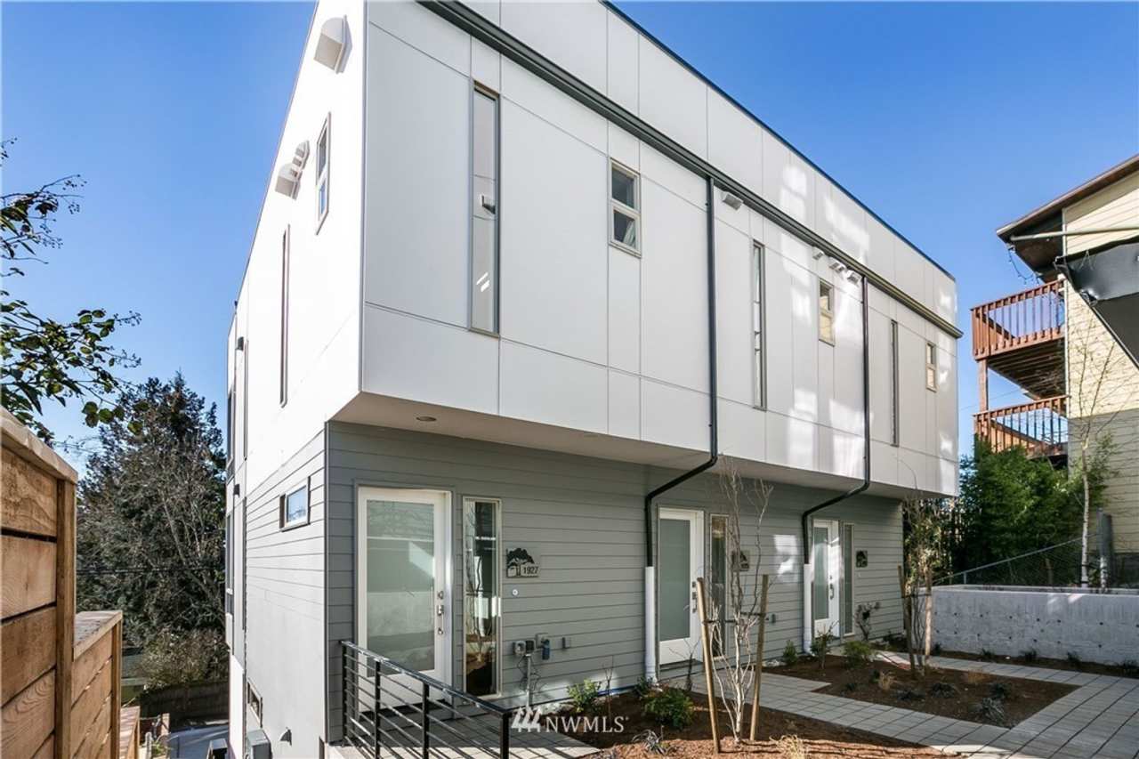 First Hill Modern 2-Bedroom Condo with Rooftop Views – Seattle