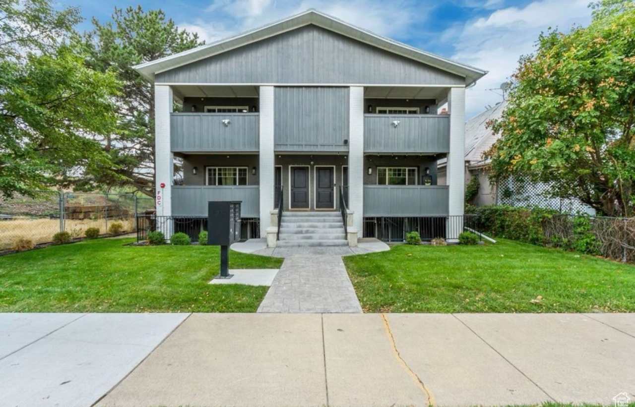 2 Bedroom, 1 Bathroom