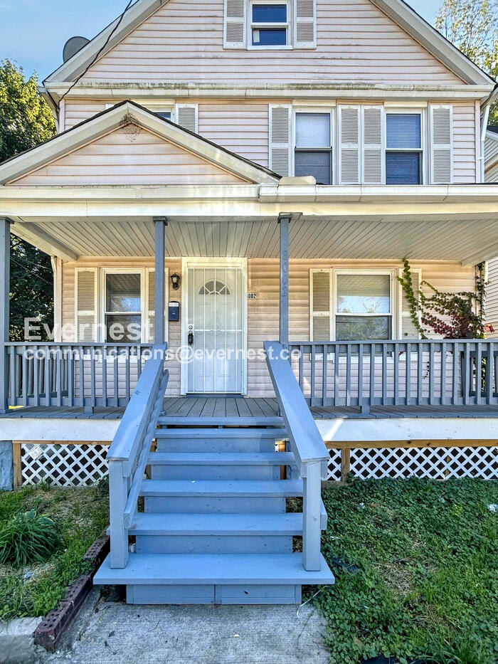 8002 Bellevue Avenue