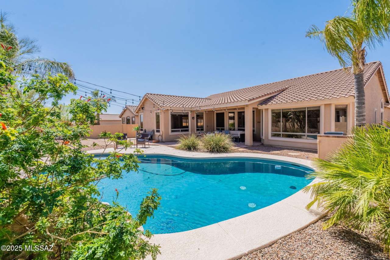 11372 N Twin Spur Court