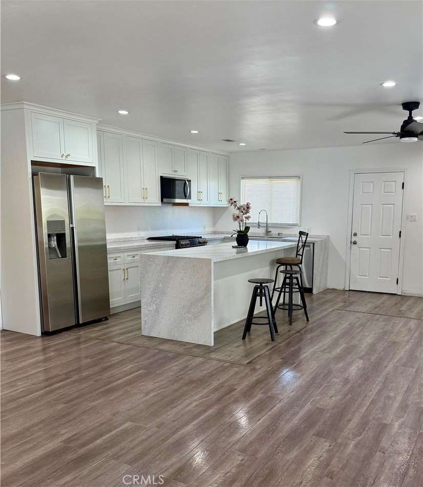5655 Topeka Drive