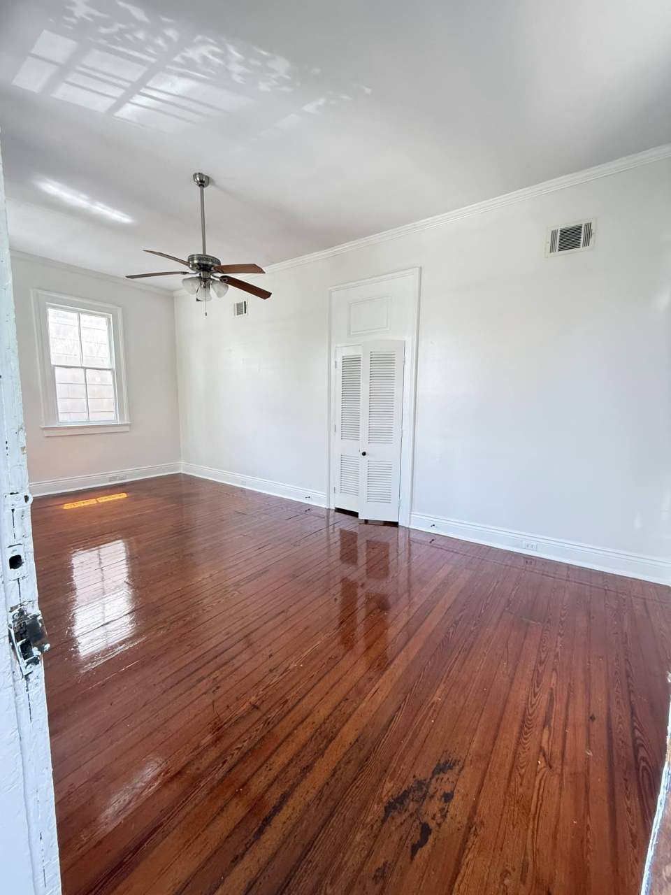 4018 Coliseum St Main Unit