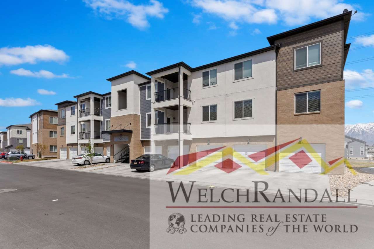 Stylish Vineyard Condo – 3 Beds, 2 Baths, Great Amenities!