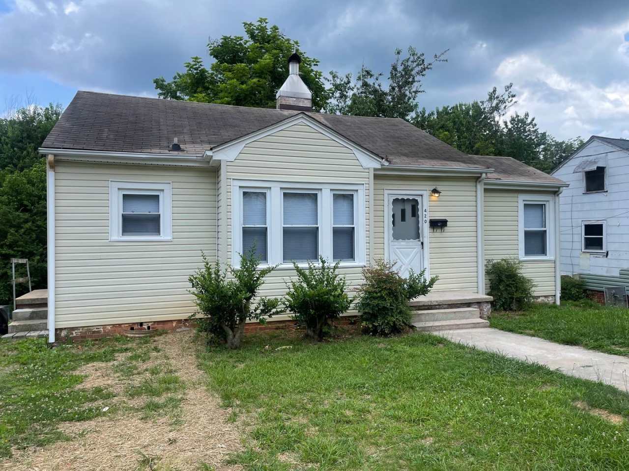 3 BED, 1 BATH HOME