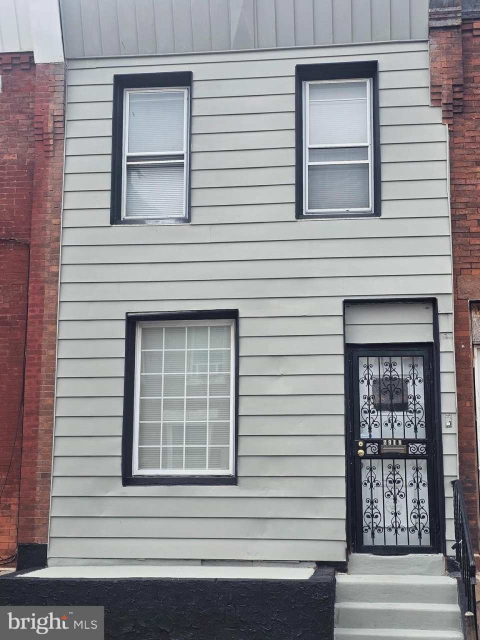 2918 N TAYLOR Street