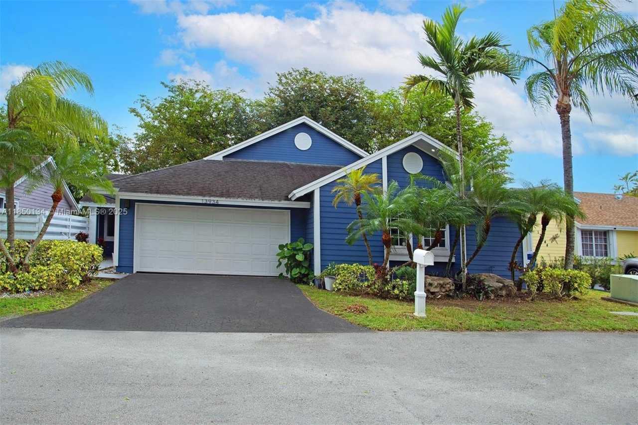 13934 SW 103rd Ter