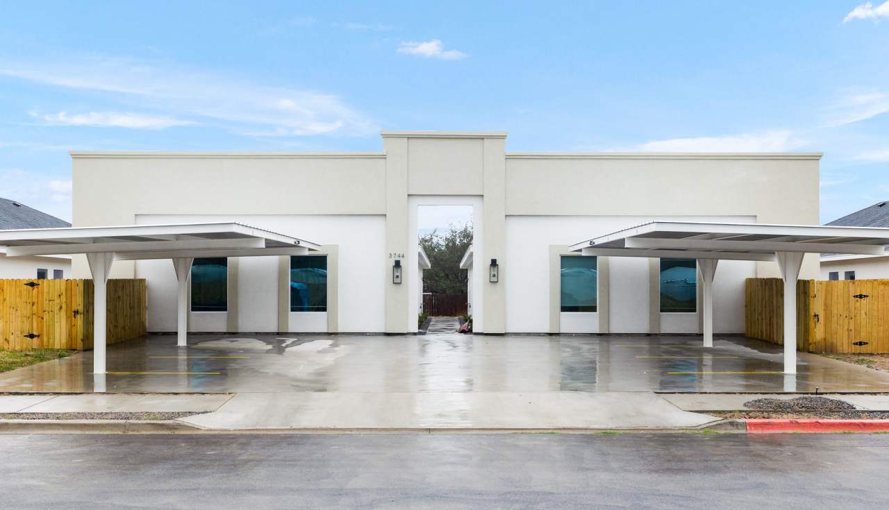 3744 N Mezcal Dr