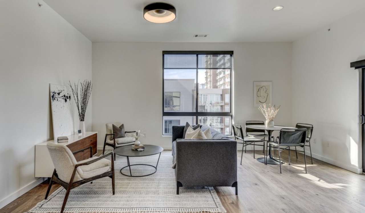Sleek 1 Bedroom Condo walkable to all things in The Gulch