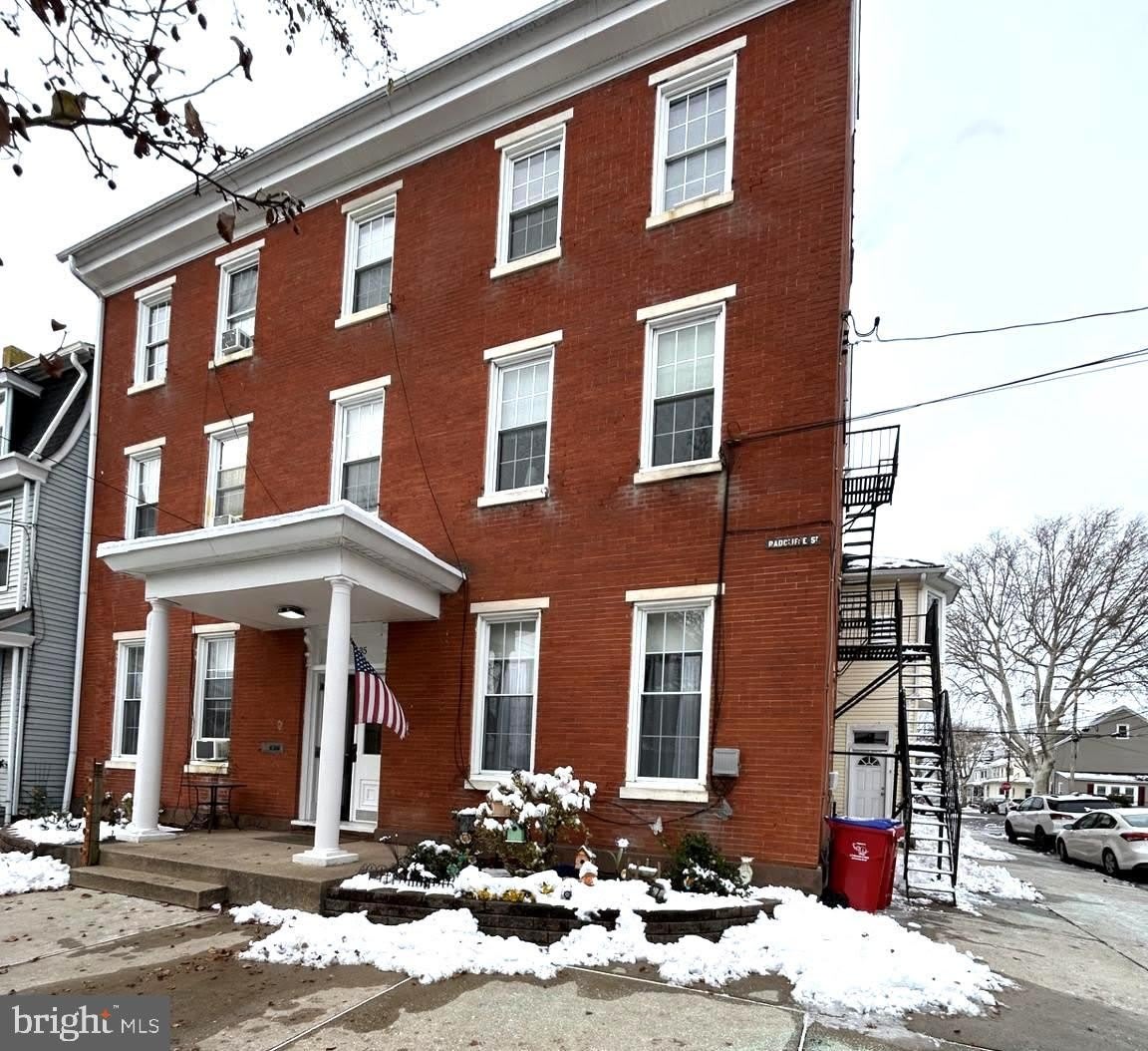 435 RADCLIFFE Street unit: 13