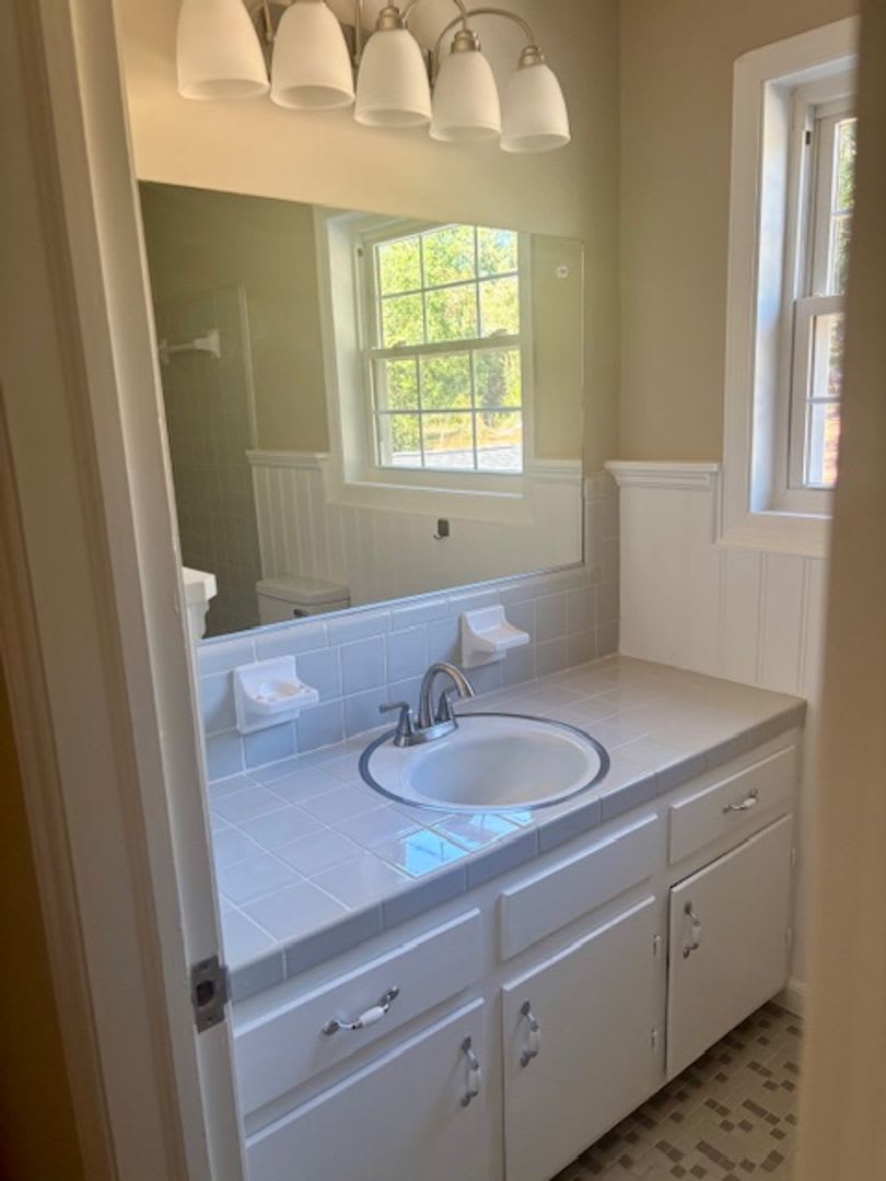 Renovated Hammond Hills Gem